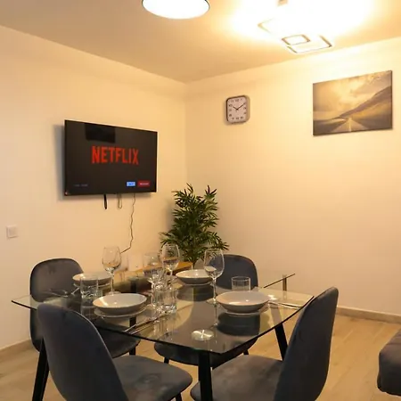 77 Hakuna Nicolasa Apartamento Madrid