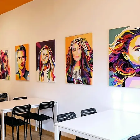 Arc House Pop Art Hostel Madrid