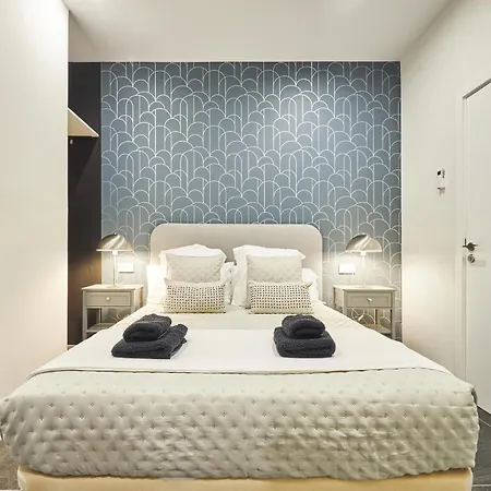 La Latina Style, By Presidence Madrid