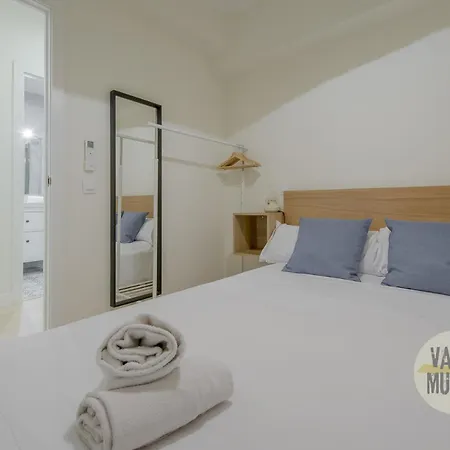 Apartment Cool 9pax En Plena Plaza De Chueca Madrid