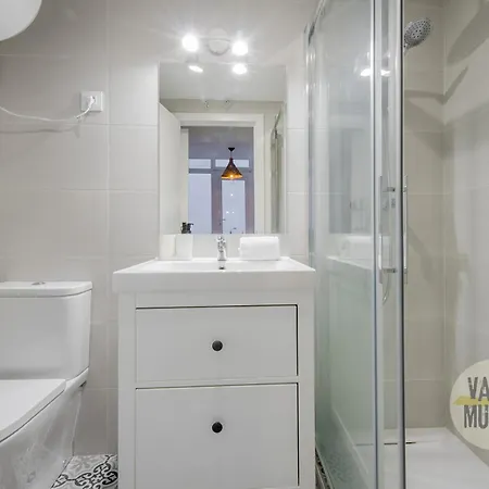 Cool 9pax En Plena Plaza De Chueca Apartamento Madrid