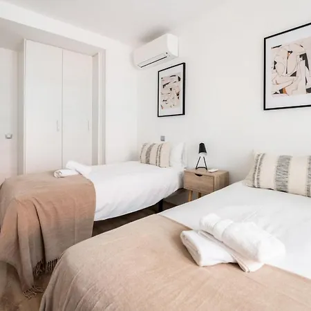 Luxury & Centric- 2bd 1bth - Plaza De Espana