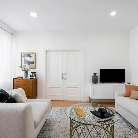 1 Bedroom 1 Bathroom Furnished - Sol - Bright Refurbished - Mintystay Apartamento Madrid
