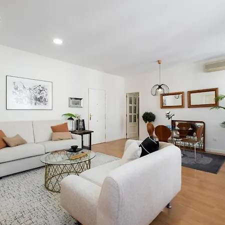 Apartamento 1 Bedroom 1 Bathroom Furnished - Sol - Bright Refurbished - Mintystay *