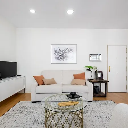 1 Bedroom 1 Bathroom Furnished - Sol - Bright Refurbished - Mintystay Apartamento Madrid