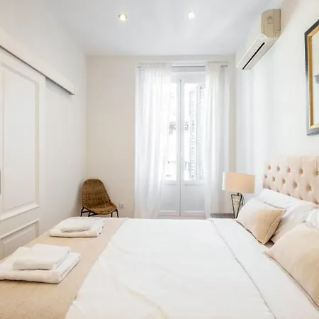 Apartamento 1 Bedroom 1 Bathroom Furnished - Sol - Bright Refurbished - Mintystay