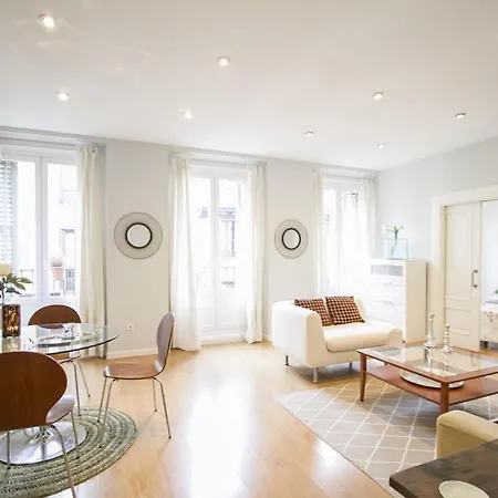 1 Bedroom 1 Bathroom Furnished - Sol - Bright Refurbished - Mintystay *