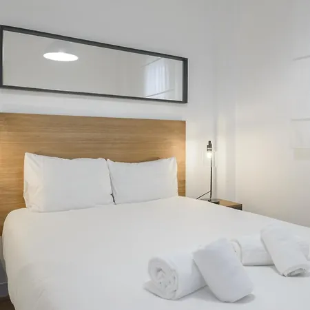 Avila Calle, Precioso Estudio En Santiago Bernabeu-estrecho En Segundo Piso Sin Ascensor Apartment