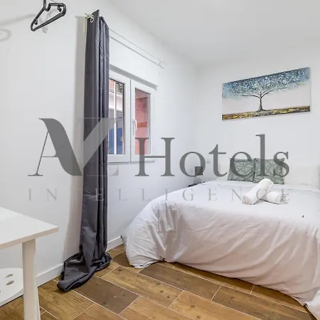 Ayz Luis Cabrera-auto Check-in Hotel Madrid