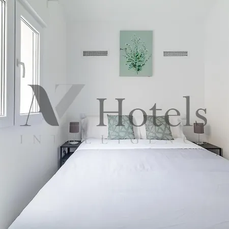Hotel Ayz Luis Cabrera-auto Check-in Madrid