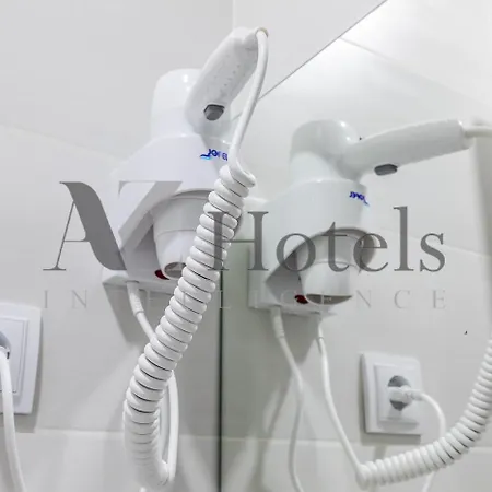 Ayz Luis Cabrera-auto Check-in Hotel Madrid