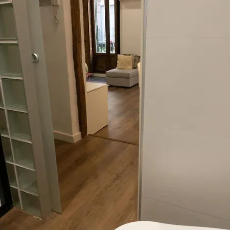 Hortaleza 4, Preciso Estudio En Chueca Junto A La Gran Via De * Мадрид