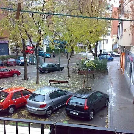 Apartment. Chamartin. La Vaguada.p Castilla Apartment *