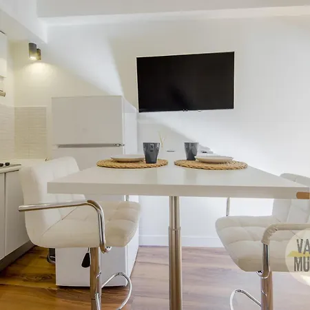 Downtown 1hab 3pax En La Plaza De Chueca *