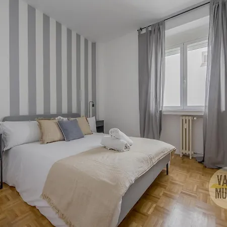 Practico 7pax En Calle Santa Ana Centro De Apartamento *