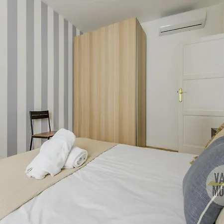 Apartamento Practico 7pax En Calle Santa Ana Centro De Madrid