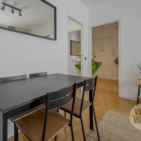 Practico 7pax En Calle Santa Ana Centro De Apartamento Madrid
