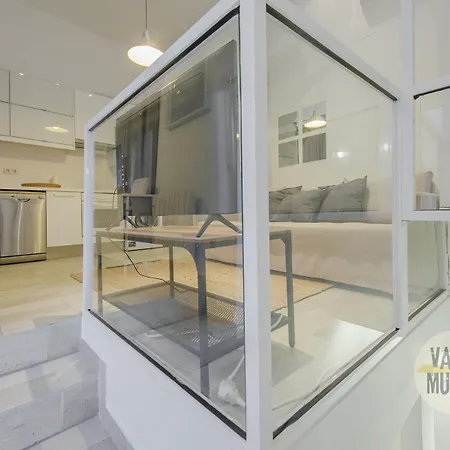 Stylish Loft With 2 Beedrooms En El Centro - La Latina E2 شقة *
