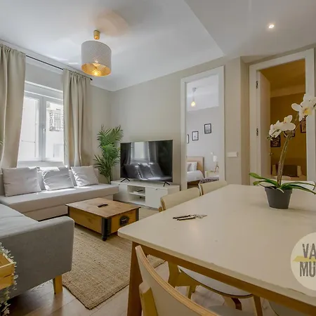 Agradable Piso De 3hab En El Rastro-centro De Madrid