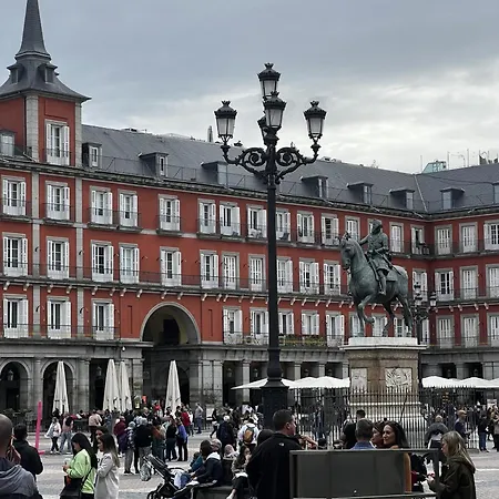 Apartment Nuevo Apt De 7pax En Calle Mayor 11 En La Puerta Del Sol