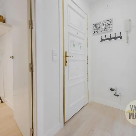 Apartment Nuevo Apt De 7pax En Calle Mayor 11 En La Puerta Del Sol Madrid