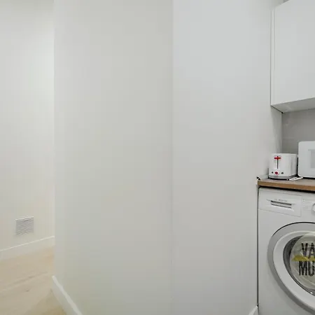 New Apt De 7pax En El Corazon De Malasana Apartment *