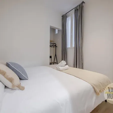 New Apt De 7pax En El Corazon De Malasana Apartment