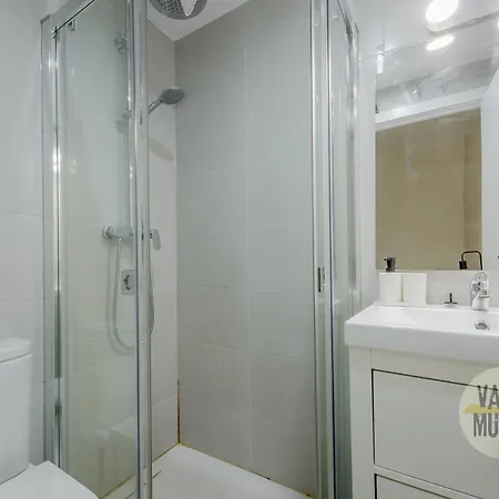 Apartment New Apt De 7pax En El Corazon De Malasana Madrid