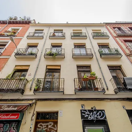 New Apt De 7pax En El Corazon De Malasana * Madrid