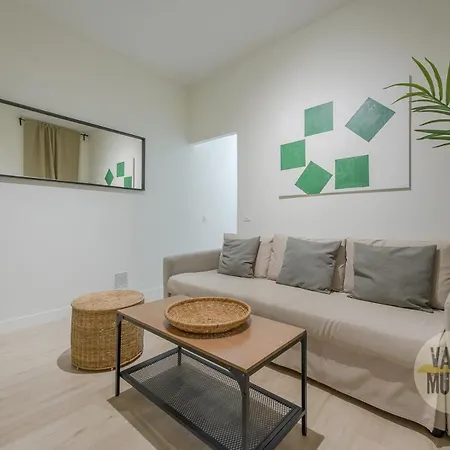 New Apt De 7pax En El Corazon De Malasana Madrid