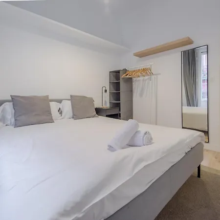 Premium 9pax En Calle Olmo - Centro De E1 Apartamento