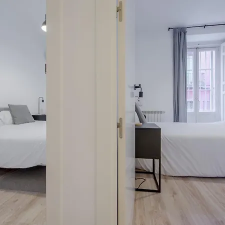 Premium 9pax En Calle Olmo - Centro De E1 Apartamento *