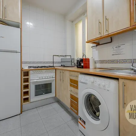 Centrico Apt En La Calle Toledo 77 Apartamento *