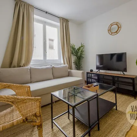 Centrico Apt En La Calle Toledo 77 Apartamento *