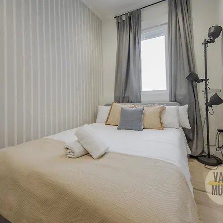 Apartment Elegante Apt De 7pax En El Corazon De Chueca Madrid
