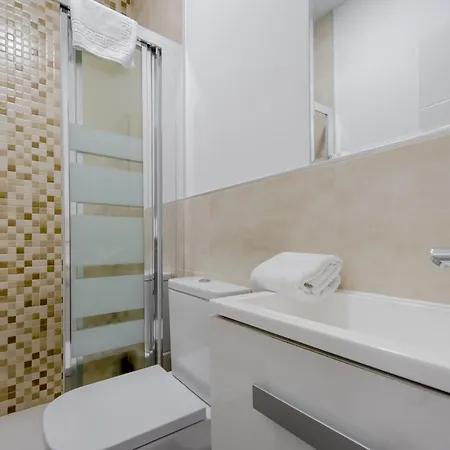 Apartment Maravilloso Piso En La Latina - Centro De Madrid