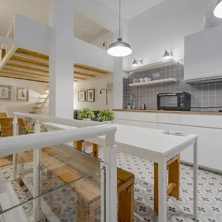 Apartment Palacio Escondido Para 8 En Castillo 5 Madrid