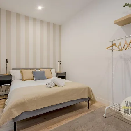 Apartamento Nuevo De 9pax En La Cava Alta Centro De E1