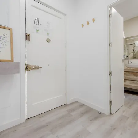 Genial En La Latina-centro De Apartamento Madri