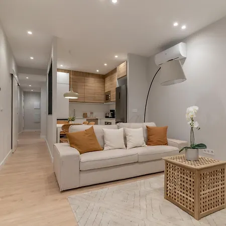 Modern, Centric -2bd 2bth- Delicias * Madrid
