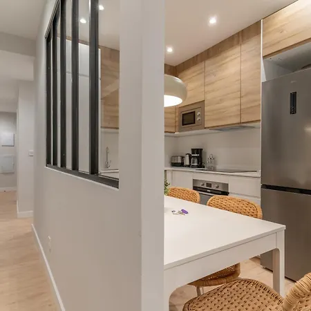 Modern, Centric -2bd 2bth- Delicias Apartment Madrid