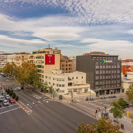 Bright With Terrace- 2bd 2bth- Salamanca Appartement