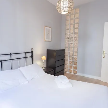 Enorme Y Acogedor Piso En La Puerta Del Sol Apartamento Madri