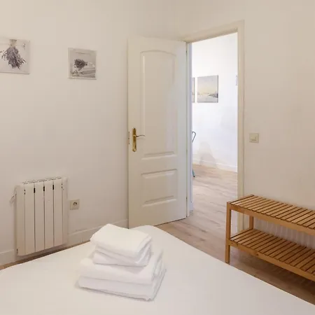Enorme Y Acogedor Piso En La Puerta Del Sol Apartment Madrid