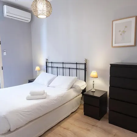 Apartamento Enorme Y Acogedor Piso En La Puerta Del Sol *