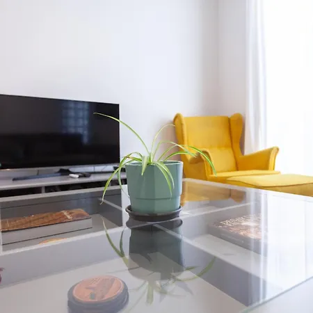 Apartamento Enorme Y Acogedor Piso En La Puerta Del Sol *