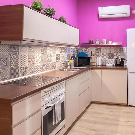 Enorme Y Acogedor Piso En La Puerta Del Sol Apartamento *