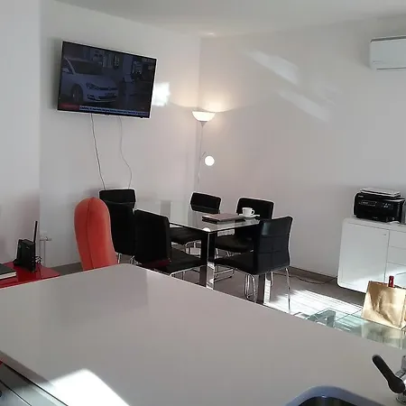Eduardo Benot Apartamento Madrid