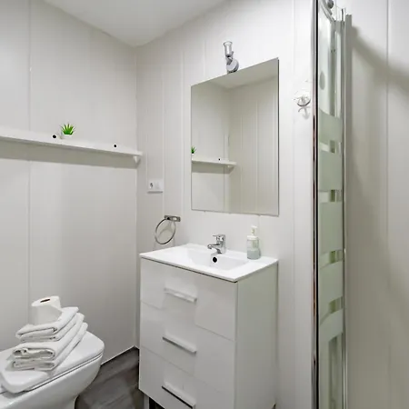 Preciados Apartment