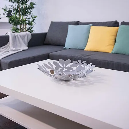 Antonio Lopez A Apartamento *